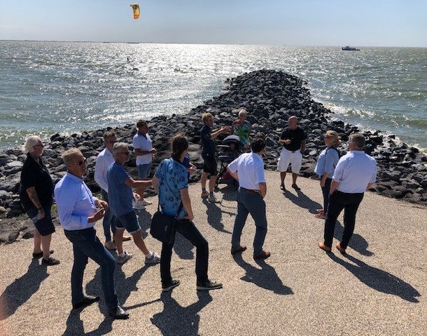 Werkbezoek gemeenteraad aan kust van Lelystad