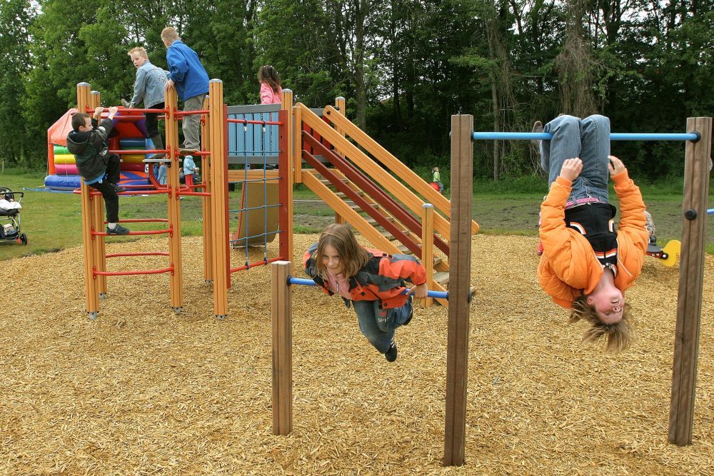 Speeltuin Lelystad met spelende kinderen