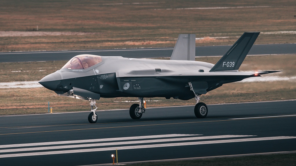 Een F-35 jachtvliegtuig (foto, ongewijzigd: Ministerie van Defensie)