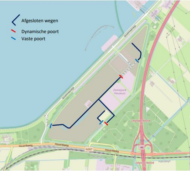 Op bedrijventerrein Flevokust Haven worden wegen afgesloten met vaste poorten (deze moeten handmatig geopend worden) of dynamische poorten (deze openen automatisch door middel van cameraherkenning)